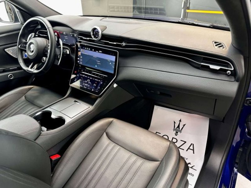 Maserati Grecale usata a Torino (9)