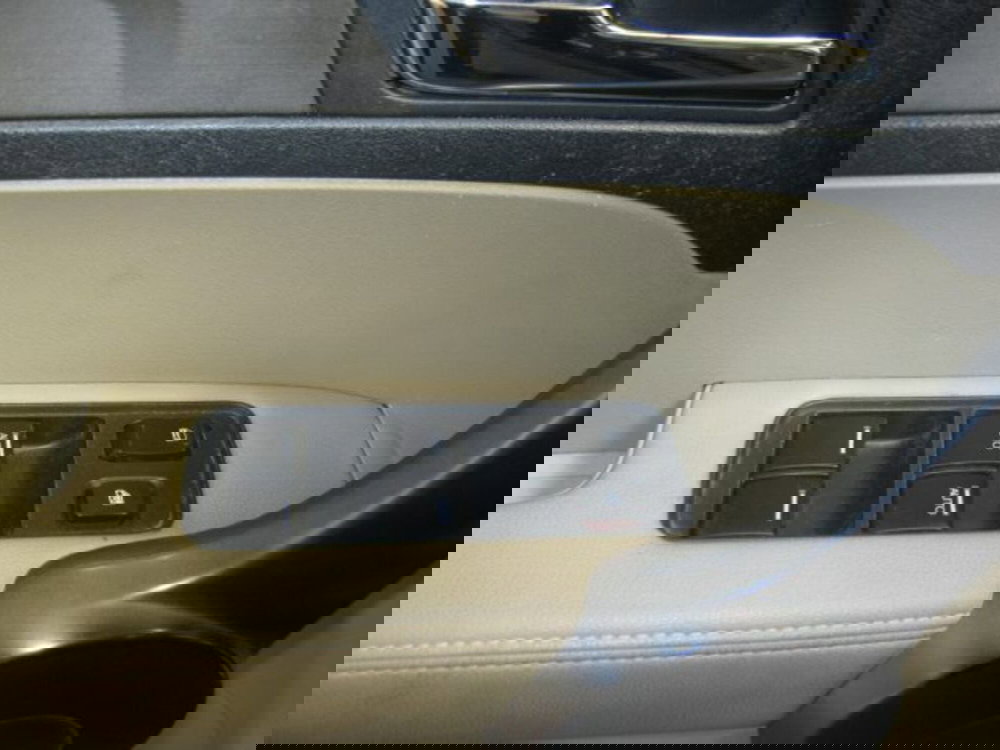 Honda CR-V usata a Fermo (12)