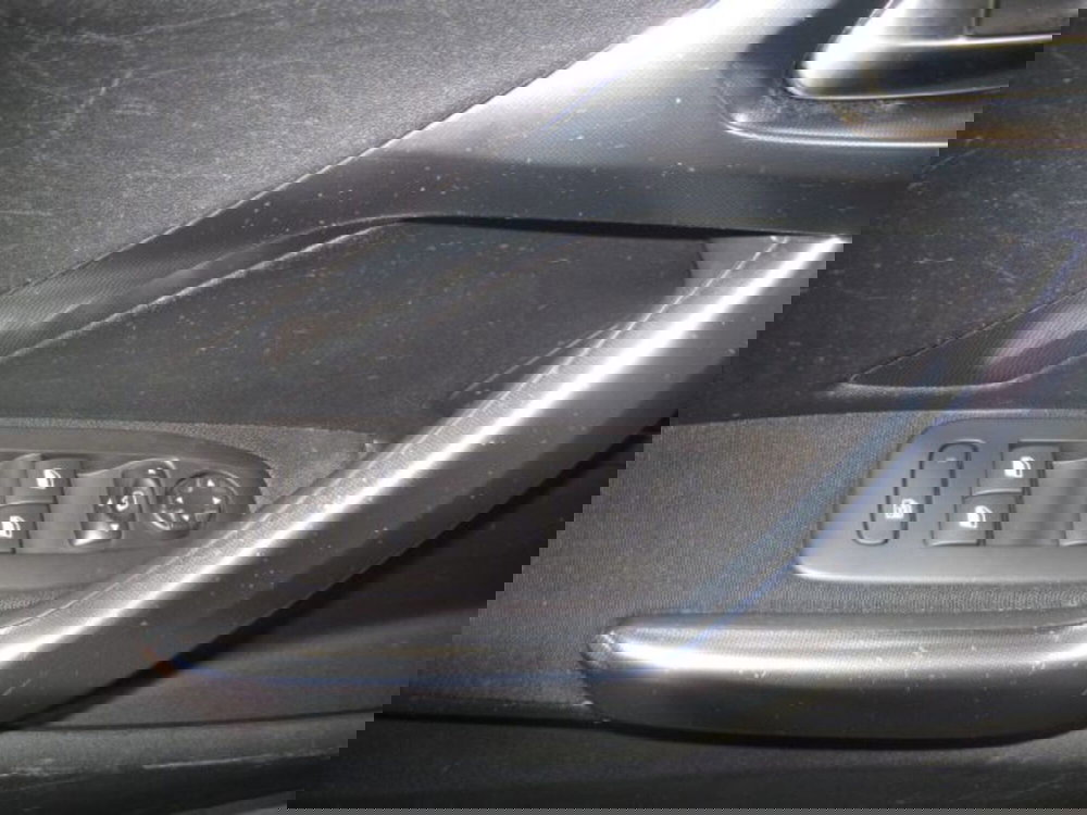 Peugeot 2008 usata a Fermo (15)