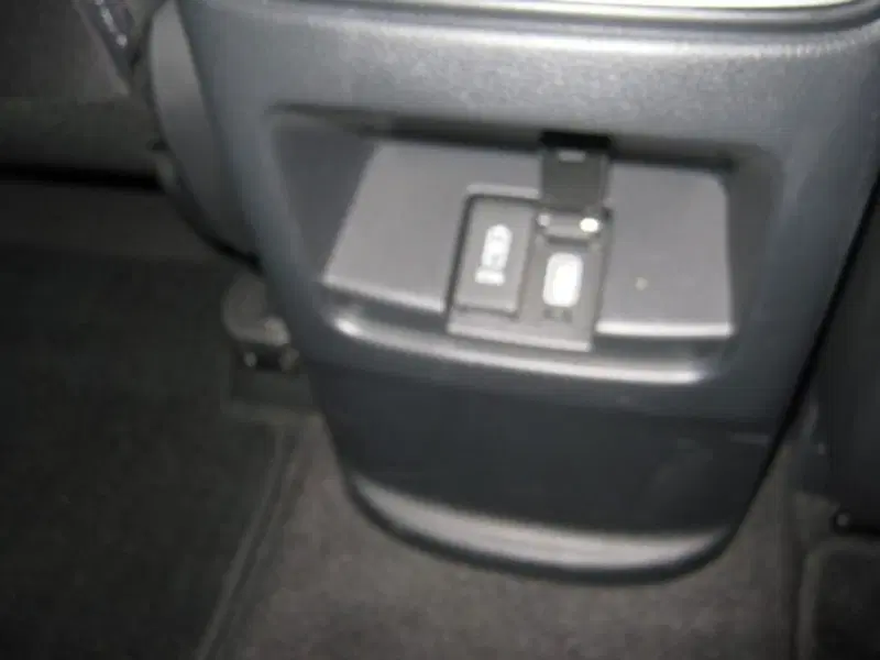 Honda CR-V usata a Fermo (11)