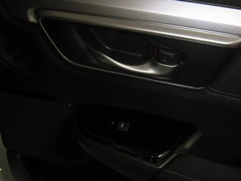 Honda CR-V usata a Fermo (12)