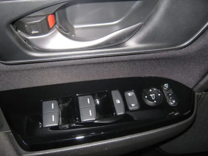 Honda CR-V usata a Fermo (13)
