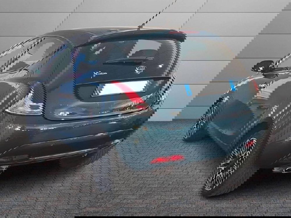 Lancia Ypsilon usata a Torino (3)