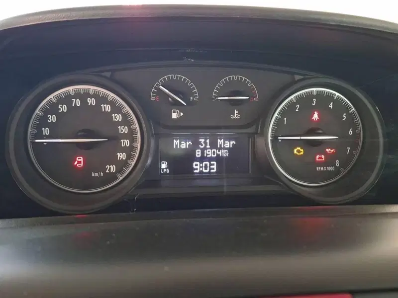 Lancia Ypsilon usata a Torino (9)