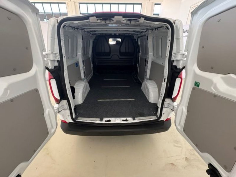 Volkswagen Veicoli Commerciali Transporter Furgone usata a Cuneo (8)