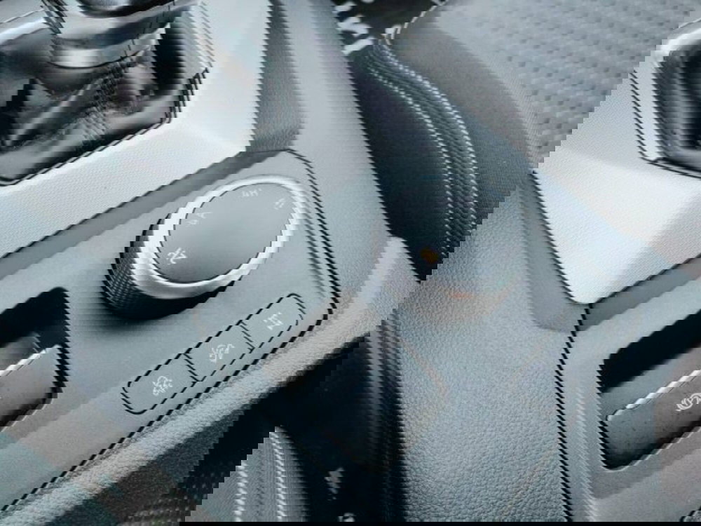 Volkswagen Amarok usata a Teramo (14)