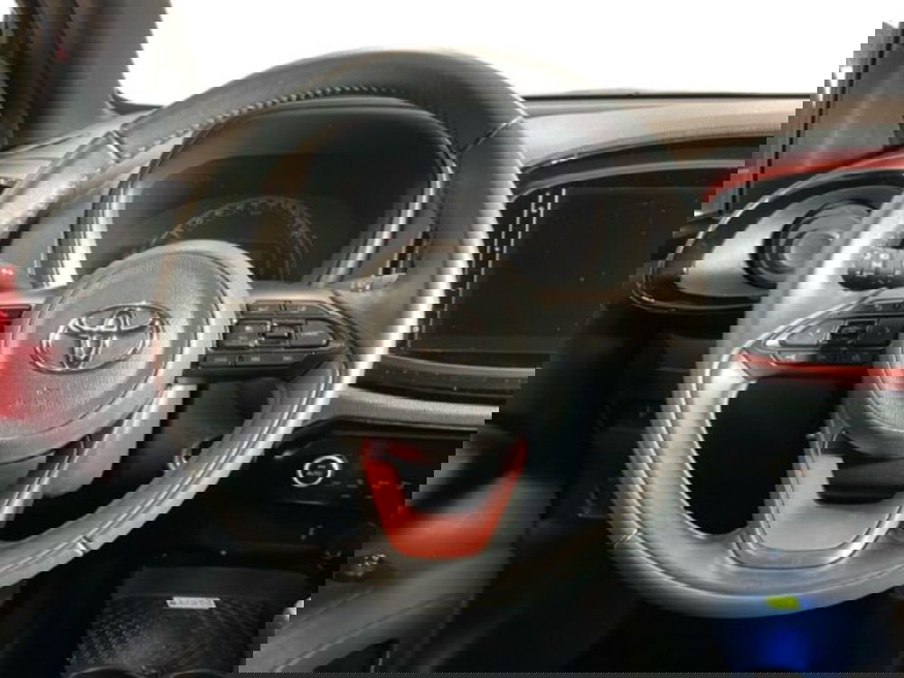 Toyota Aygo X usata a Vercelli (10)