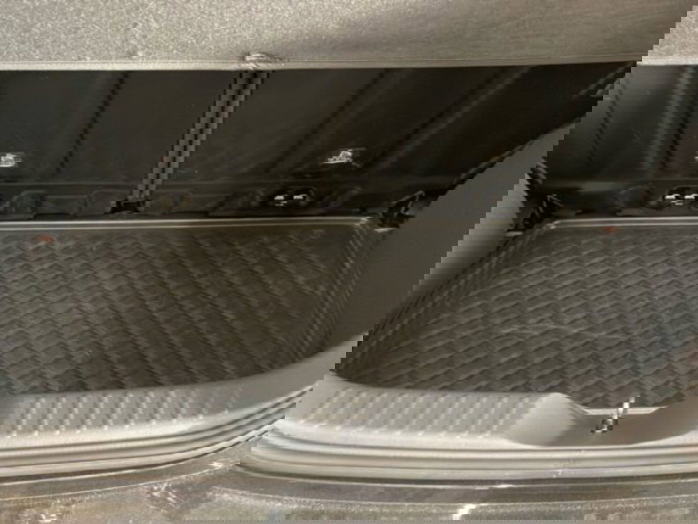 Toyota Aygo X usata a Vercelli (11)