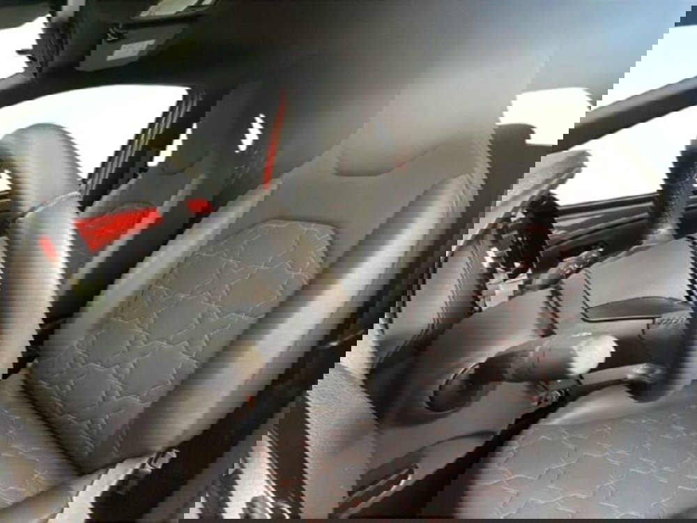 Toyota Aygo X usata a Vercelli (12)