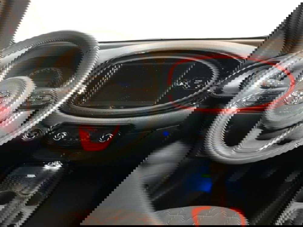 Toyota Aygo X usata a Vercelli (9)