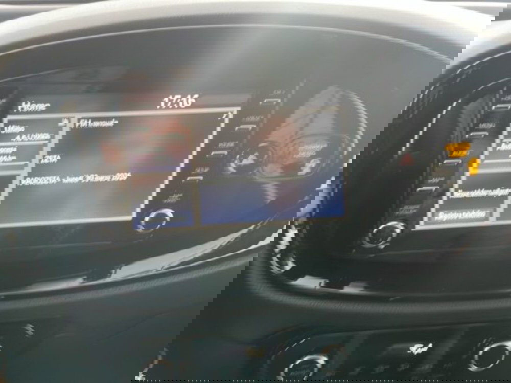 Toyota Aygo X usata a Vercelli (16)