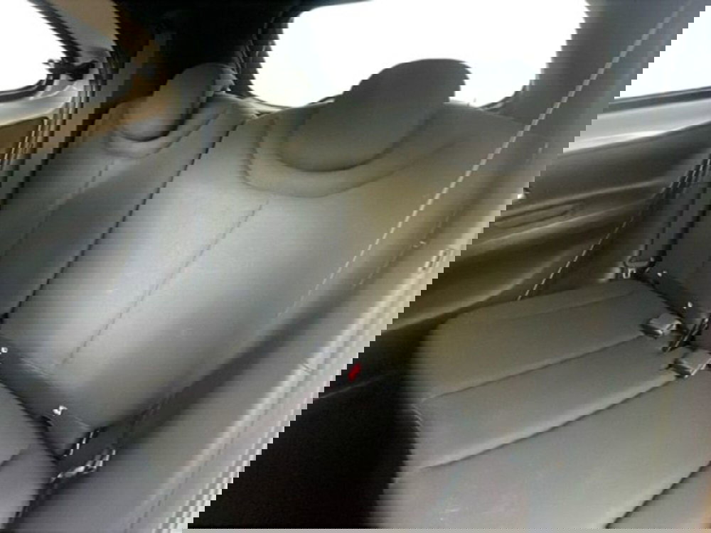 Toyota Aygo X usata a Vercelli (17)