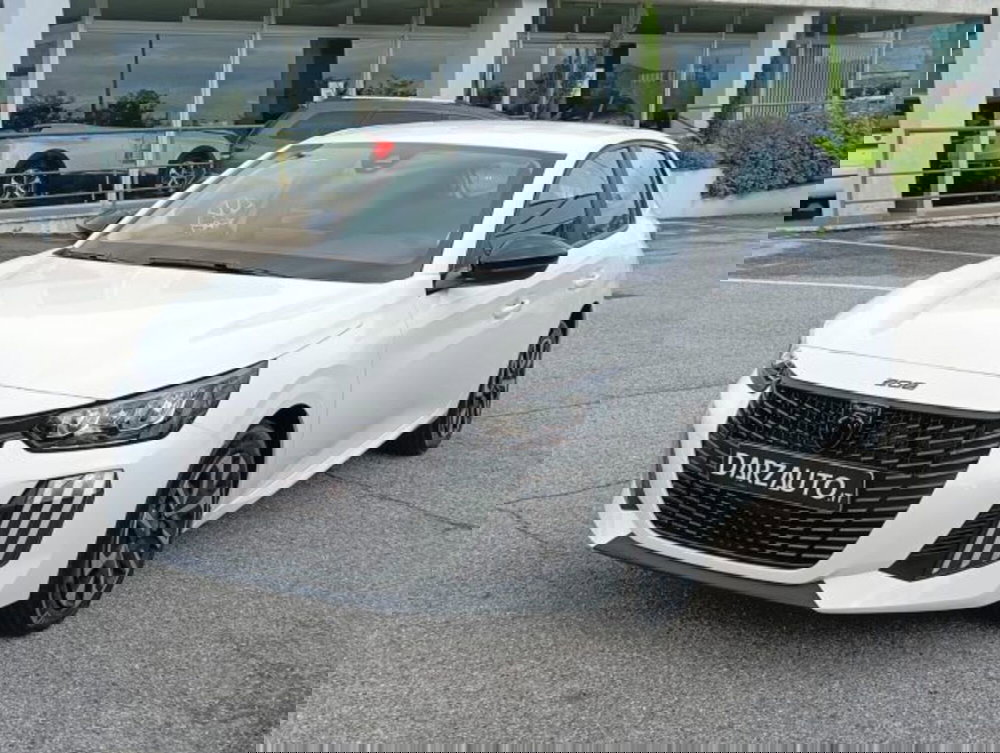 Peugeot 208 nuova a Brescia