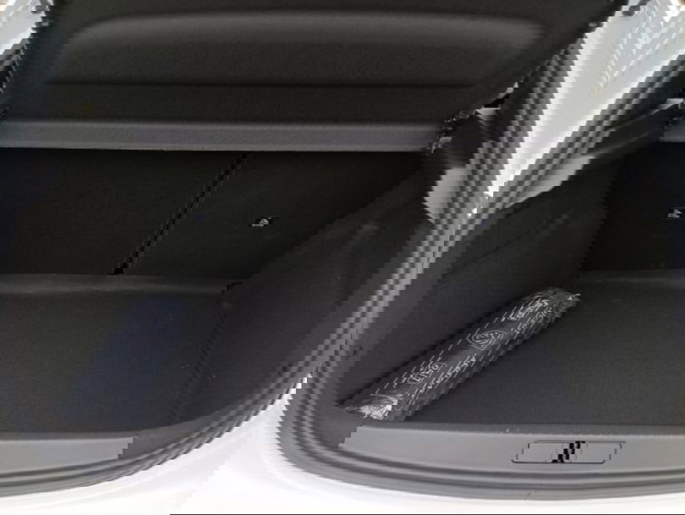 Peugeot 208 nuova a Brescia (16)