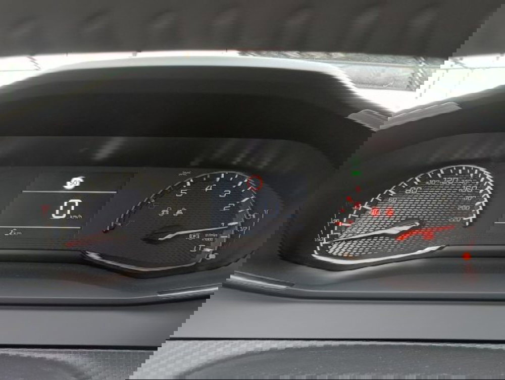 Peugeot 208 nuova a Brescia (7)