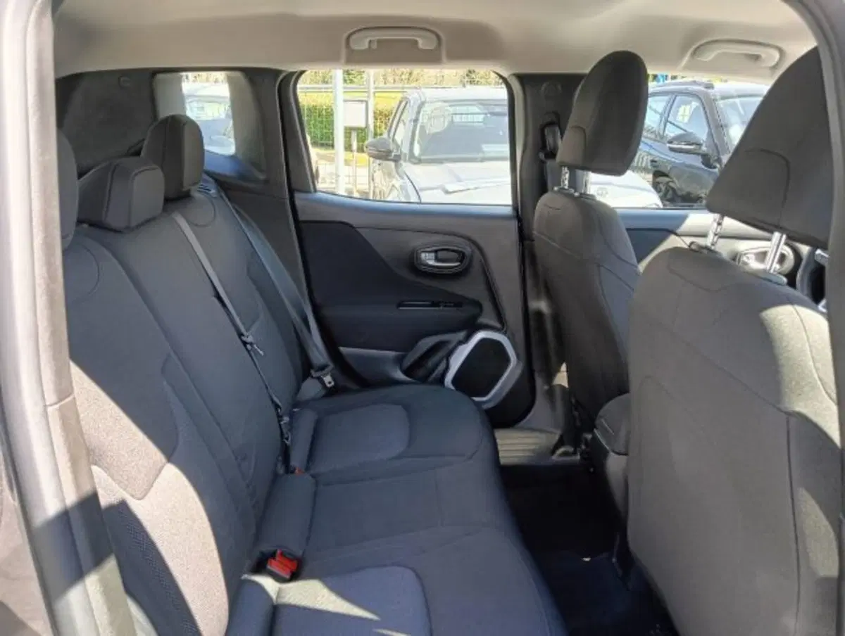 Jeep Renegade usata a Brescia (13)
