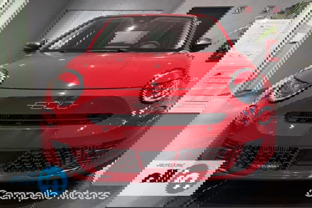 Fiat 600 nuova a Venezia (2)