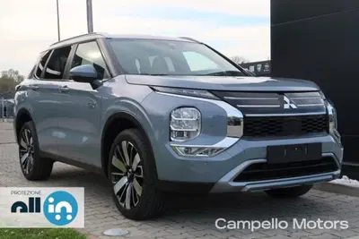 Mitsubishi Outlander 2.4 MIVEC 4WD PHEV Intense nuova a Venezia