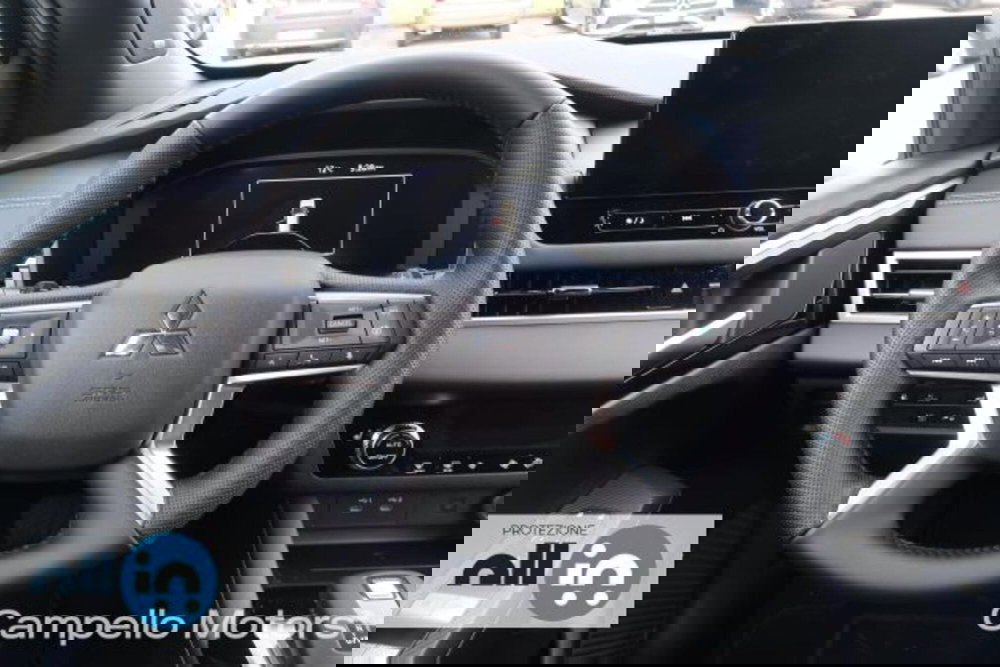 Mitsubishi Outlander nuova a Venezia (8)