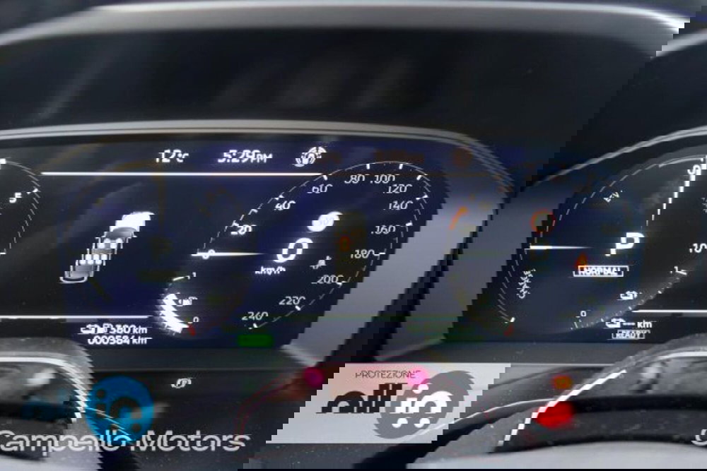 Mitsubishi Outlander nuova a Venezia (9)