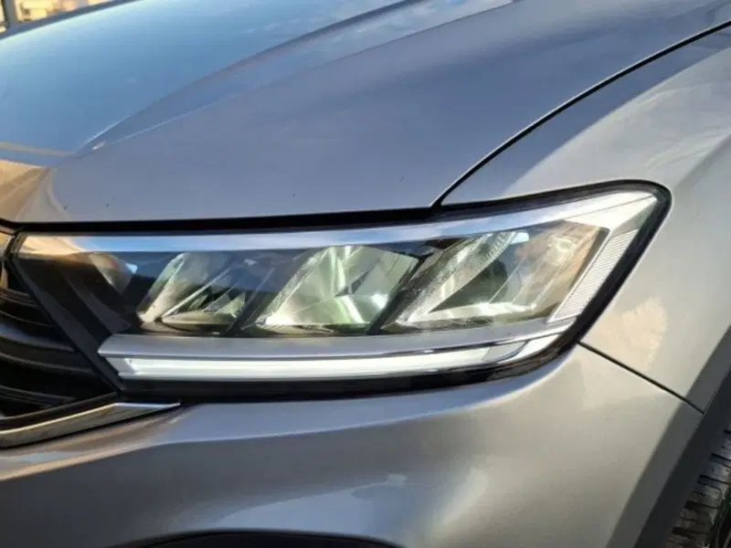 Volkswagen T-Roc usata a Verona (5)
