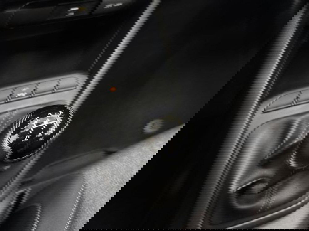 Kia Stonic usata a Como (15)