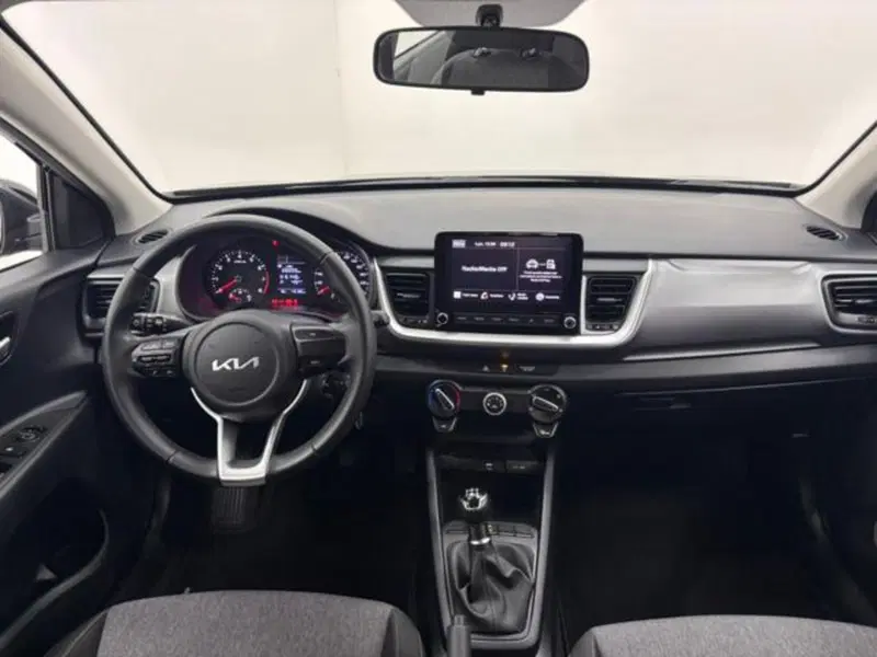 Kia Stonic usata a Como (4)