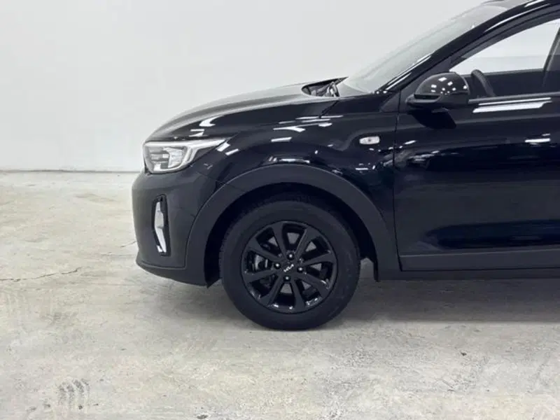 Kia Stonic usata a Como (9)