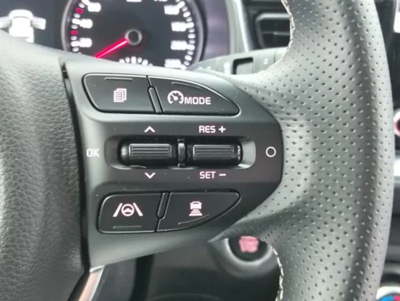 Kia Stonic usata a Como (11)