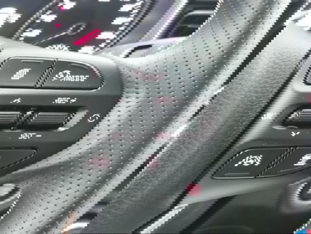 Kia Stonic usata a Como (11)