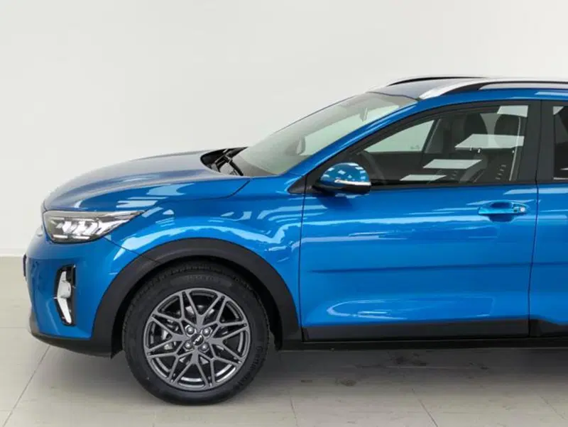 Kia Stonic usata a Como (8)