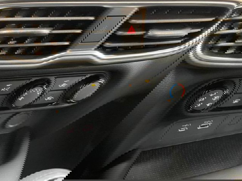 Nissan Juke nuova a Como (16)