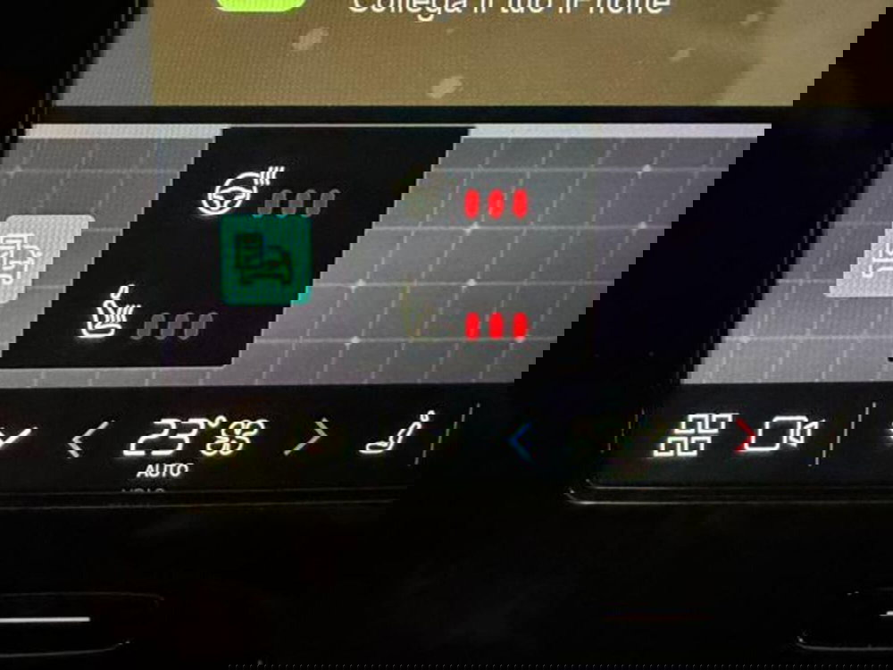 Volvo XC40 usata a Como (13)