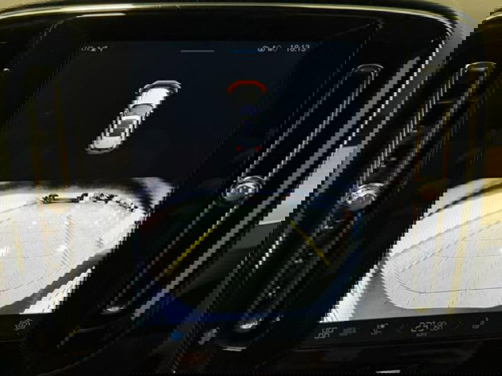 Volvo XC40 usata a Como (14)