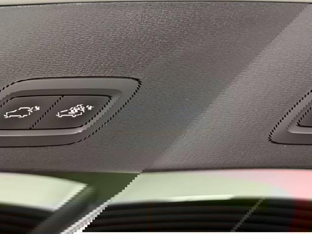 Volvo XC40 usata a Como (17)