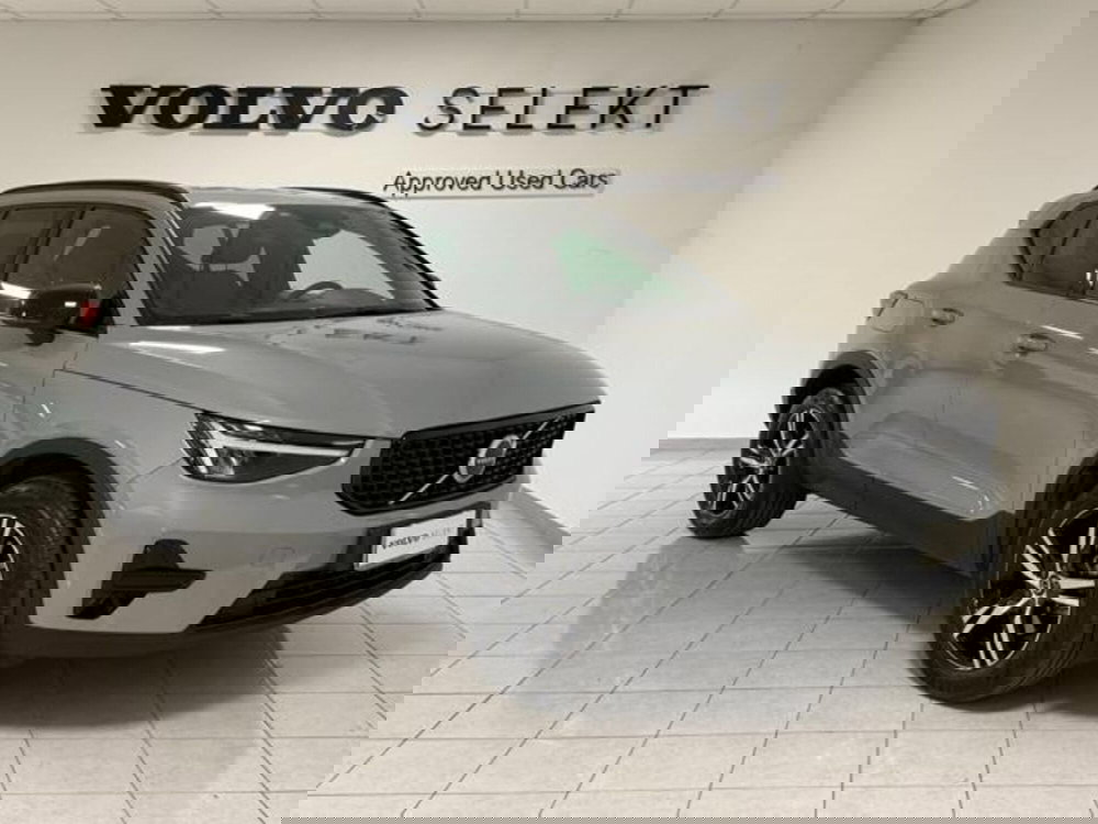 Volvo XC40 usata a Como (2)