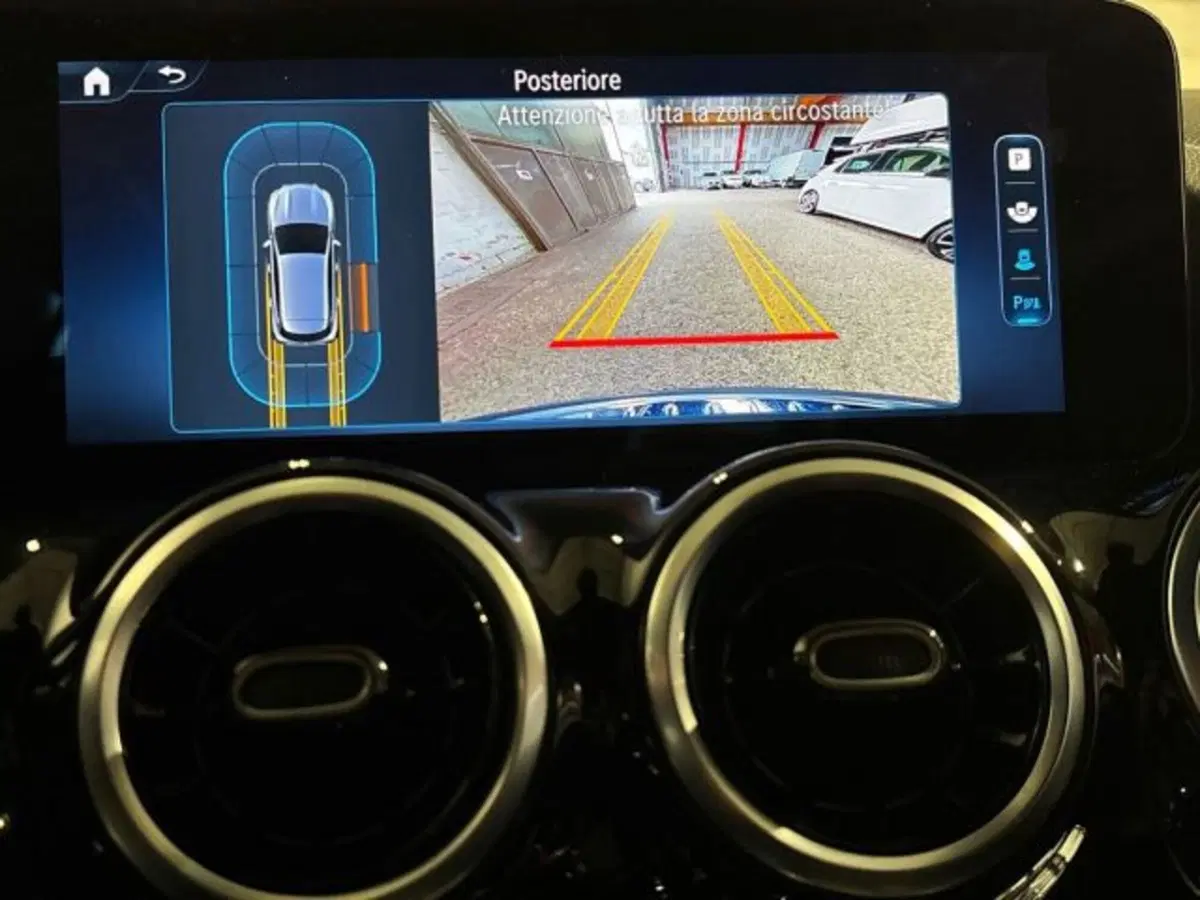 Mercedes-Benz GLA SUV usata a Bologna (12)