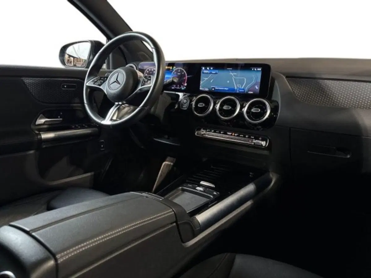 Mercedes-Benz GLA SUV usata a Bologna (15)