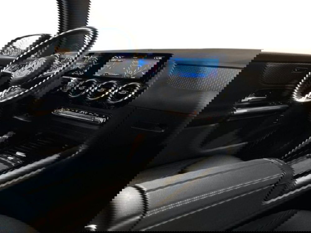 Mercedes-Benz GLA SUV usata a Bologna (15)