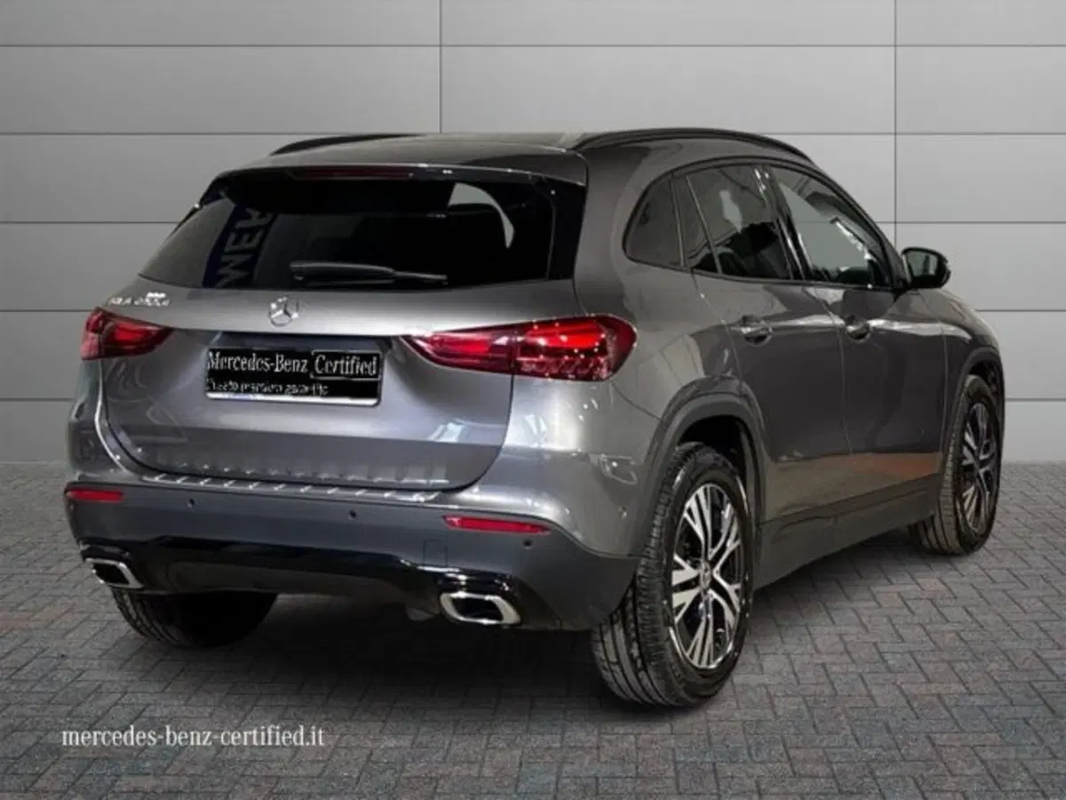 Mercedes-Benz GLA SUV usata a Bologna (2)