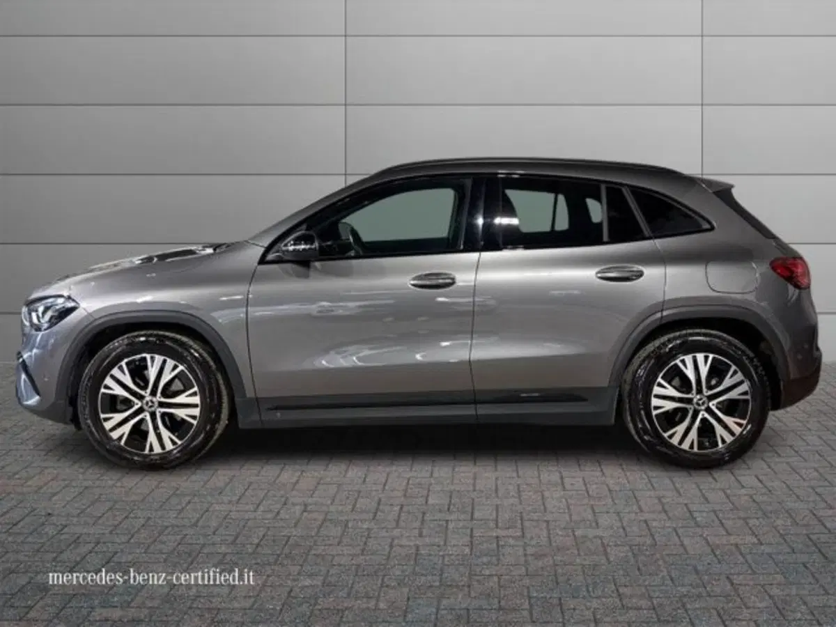 Mercedes-Benz GLA SUV usata a Bologna (6)