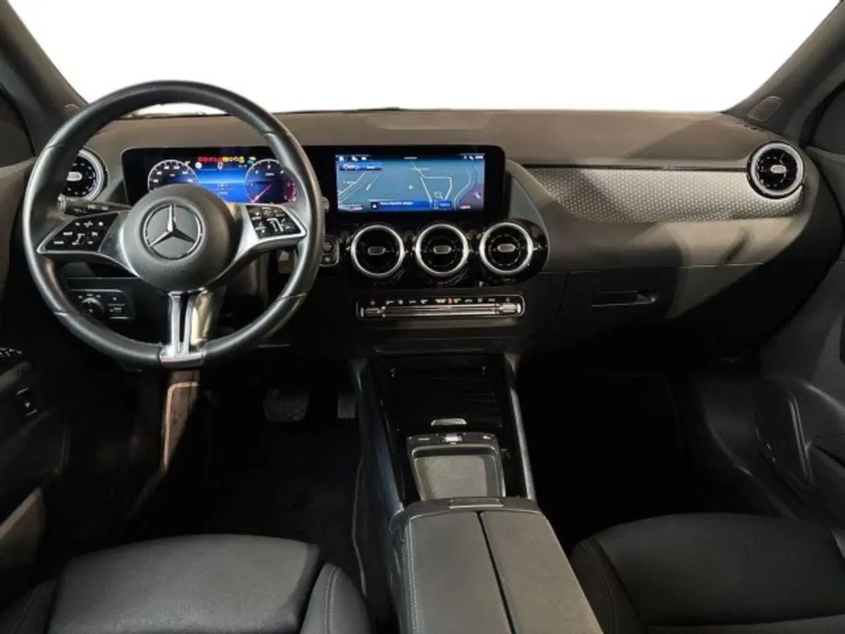 Mercedes-Benz GLA SUV usata a Bologna (9)
