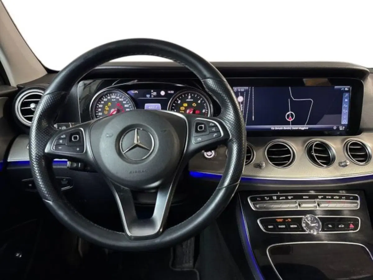 Mercedes-Benz Classe E usata a Bologna (11)