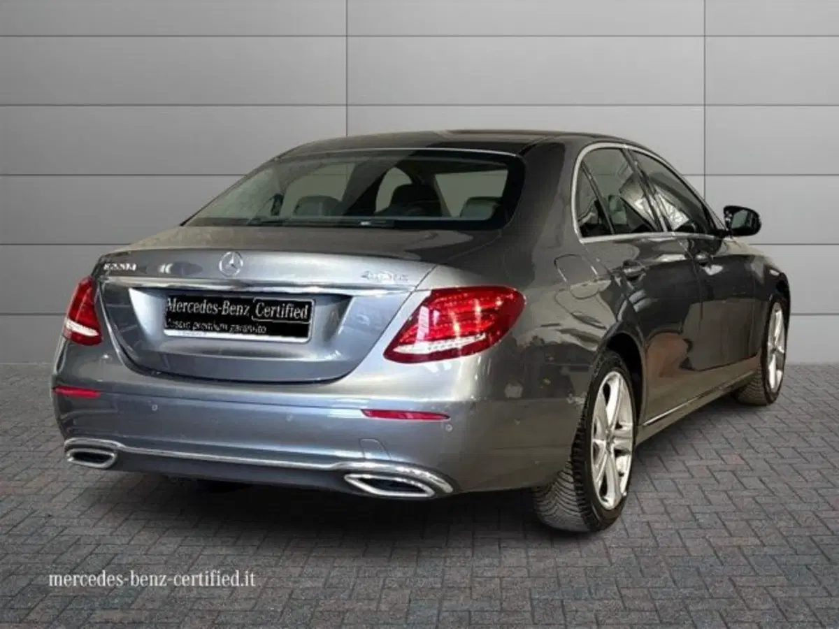 Mercedes-Benz Classe E usata a Bologna (2)
