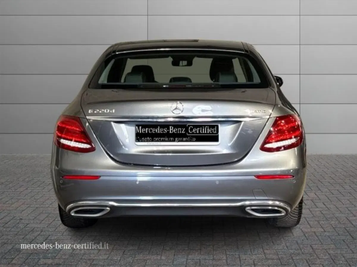 Mercedes-Benz Classe E usata a Bologna (4)