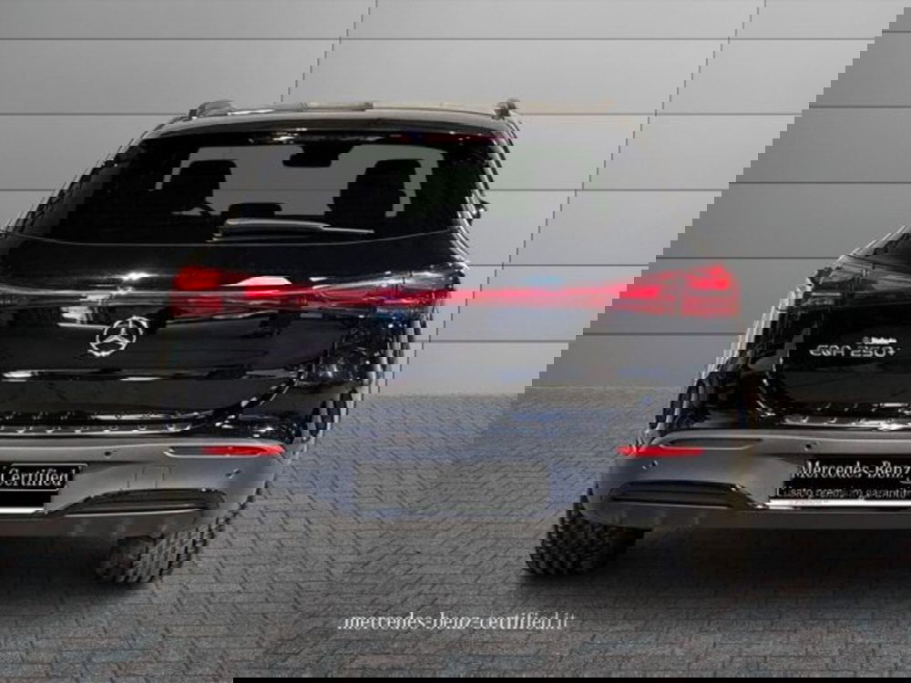 Mercedes-Benz EQA usata a Bologna (4)