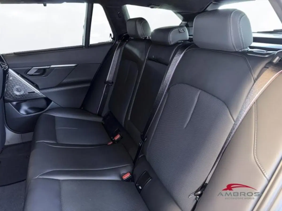 BMW Serie 5 Touring nuova a Perugia (11)