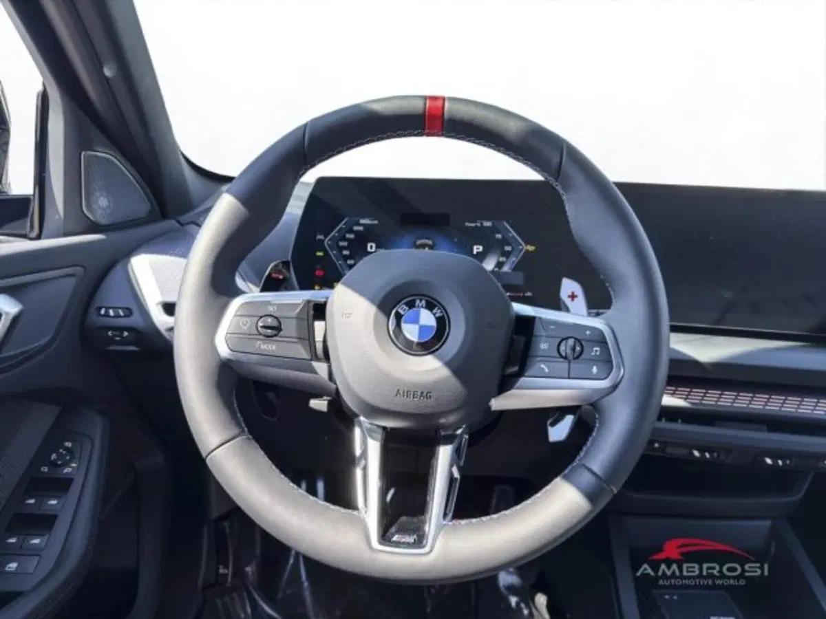 BMW Serie 1 nuova a Perugia (14)