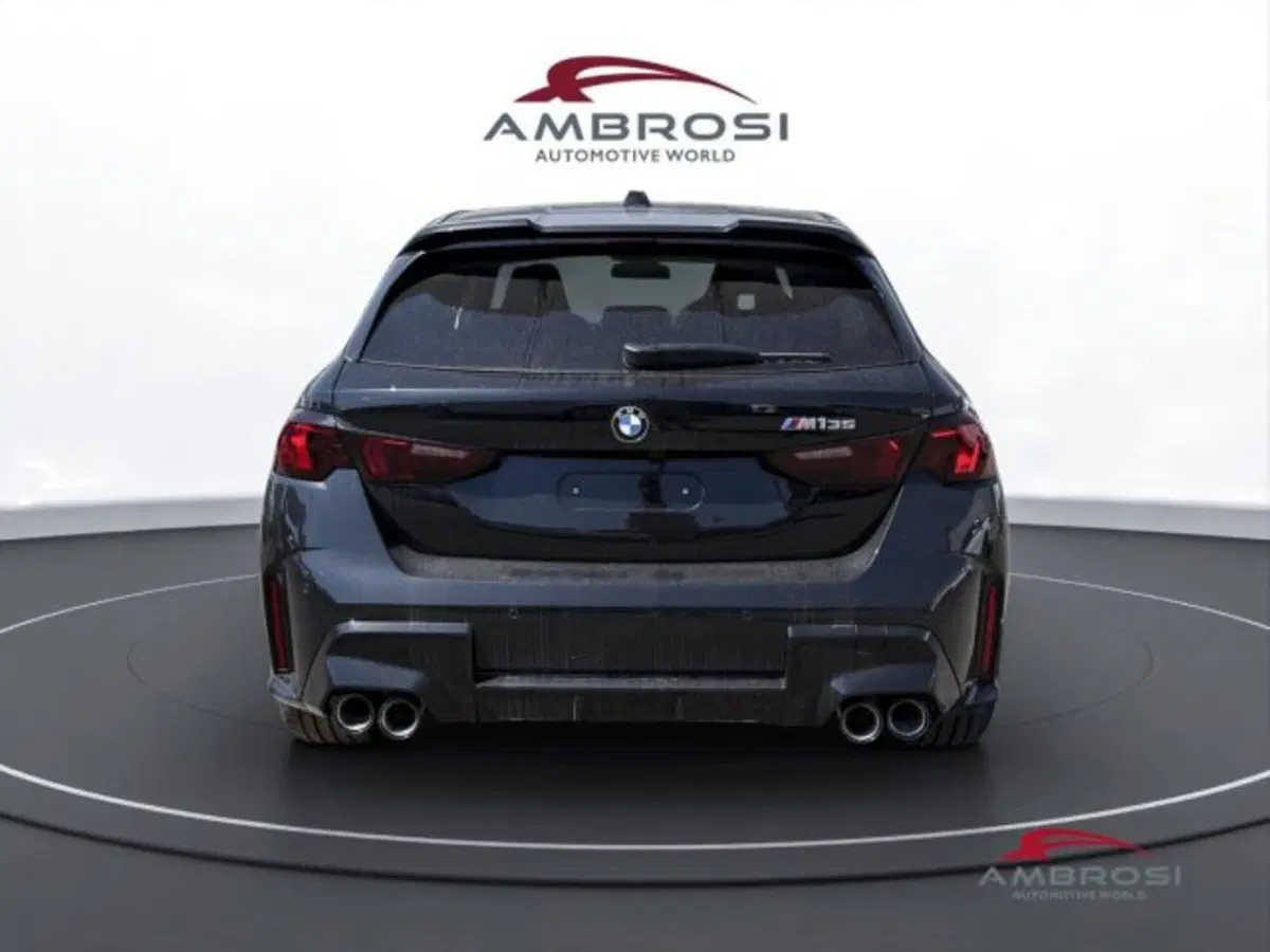 BMW Serie 1 nuova a Perugia (8)