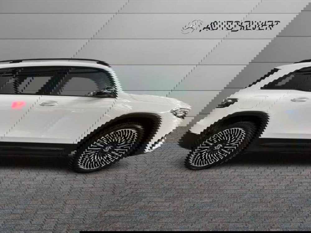 Mercedes-Benz EQB usata a Verona (5)